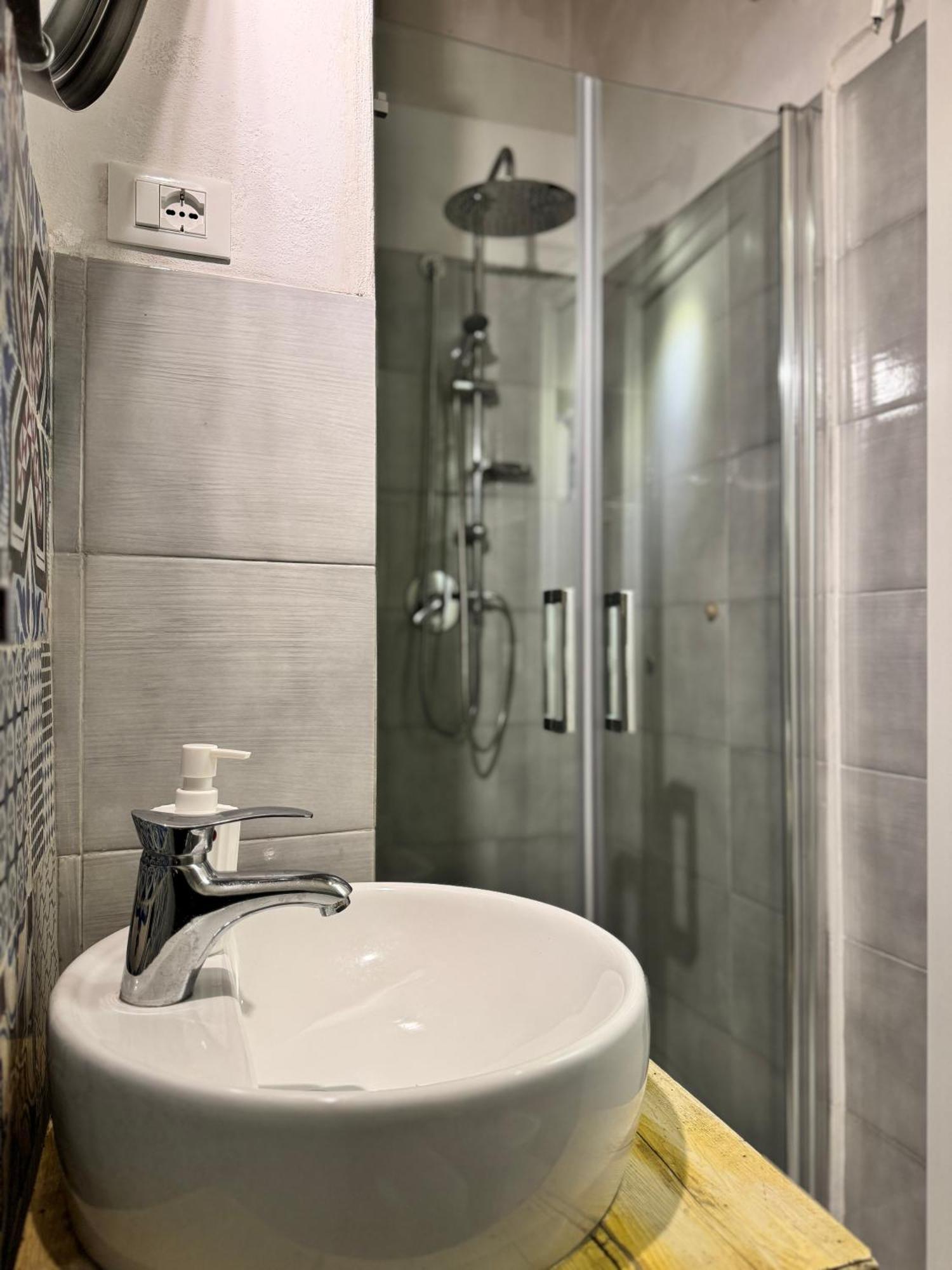 Vetriera Home Палермо Екстериор снимка
